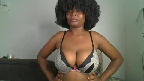 Snapshot of daddies_toy1 chatting on 30, 9, 2025 daddyiestoy online show from 30, 9, 2025