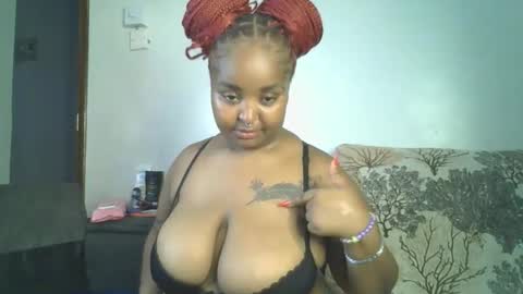 Snapshot of daddies_toy1 chatting on 14, 10, 2025 daddyiestoy online show from 14, 10, 2025