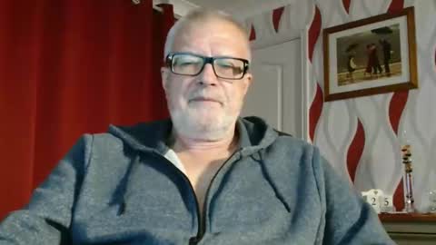 Brian ... online show from 25, 9, 2025