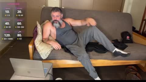 Daddy Dawg Driller online show from 18, 6, 2026