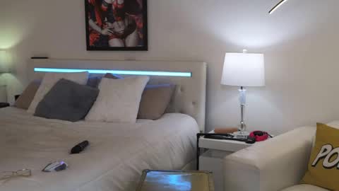 Snapshot of daddyissuessab chatting on 16, 12, 2024 Sabrinna Bae online show from 16, 12, 2024