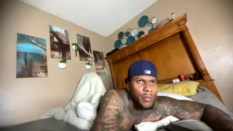 sexy tatted king bbc online show from 11, 10, 2025