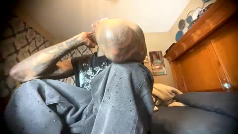 sexy tatted king bbc online show from 28, 4, 2026