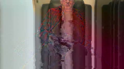 Snapshot of daddyoldcock chatting on 21, 10, 2025 daddyoldcock online show from 21, 10, 2025