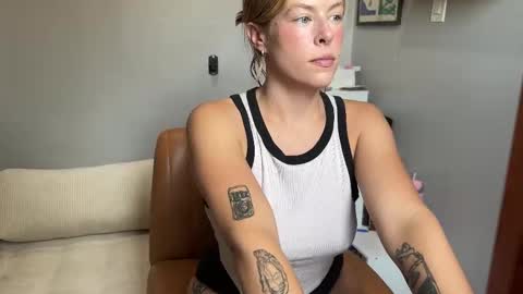 Snapshot of daddysfav_xx chatting on 8, 9, 2025 princess online show from 8, 9, 2025