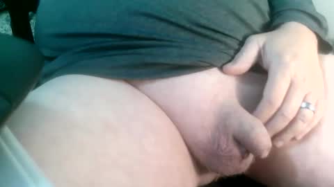 Snapshot of daddysmalls_55 chatting on 1, 12, 2024 daddysmalls online show from 1, 12, 2024