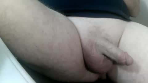 Snapshot of daddysmalls_55 chatting on 9, 1, 2025 daddysmalls online show from 9, 1, 2025
