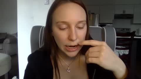 daddys good girl online show from 11, 3, 2025