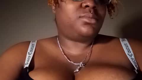 Snapshot of dadeesqtpieluvsu chatting on 16, 1, 2026 DadeesQTPie online show from 16, 1, 2026