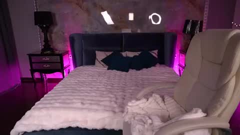 daenerys_daen online show from 17, 7, 2026