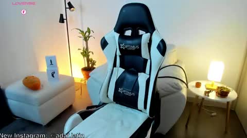 Snapshot of dafboy_ chatting on 27, 4, 2026 Allan Daf online show from 27, 4, 2026