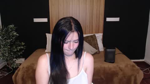 Snapshot of dafne_bss chatting on 21, 2, 2025 dafne_bss online show from 21, 2, 2025