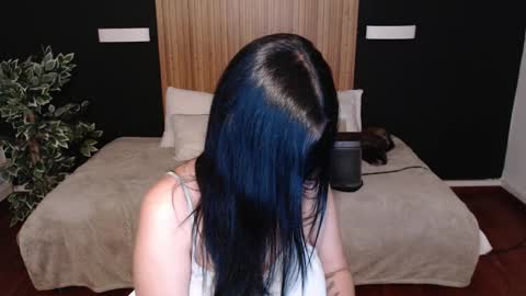 Snapshot of dafne_bss chatting on 6, 3, 2025 dafne_bss online show from 6, 3, 2025