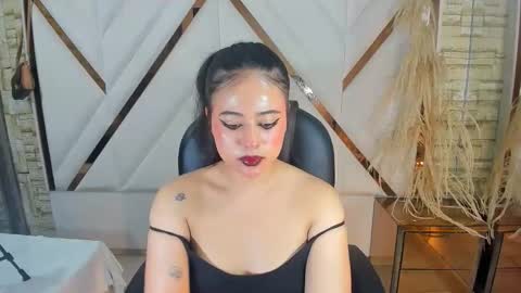 Snapshot of dafne_cleo chatting on 17, 10, 2025 Dafne online show from 17, 10, 2025