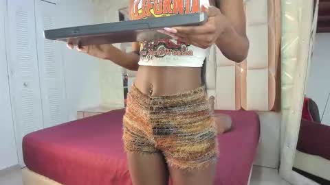 Snapshot of dafnee_adams chatting on 20, 10, 2025 Dafnee online show from 20, 10, 2025