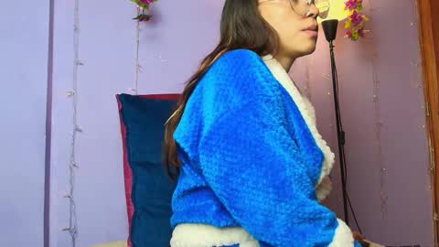 Snapshot of dafnemel chatting on 8, 1, 2026 dafnemel online show from 8, 1, 2026