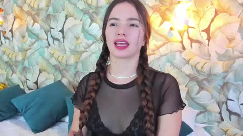 Snapshot of dafnevega chatting on 22, 2, 2025 Dafne  online show from 22, 2, 2025