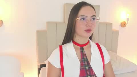 Snapshot of dafnevega chatting on 27, 10, 2025 Dafne  online show from 27, 10, 2025