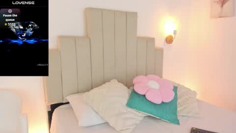 Snapshot of dafnevega chatting on 28, 10, 2025 Dafne  online show from 28, 10, 2025