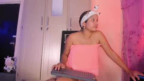 dafnezahira20 online show from 23, 5, 2026