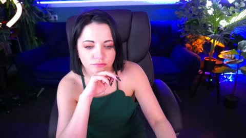 Dafni Mon online show from 14, 1, 2025