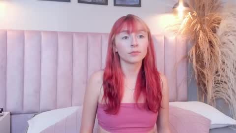 Snapshot of dafnne_hall chatting on 11, 10, 2025 Dafnne online show from 11, 10, 2025