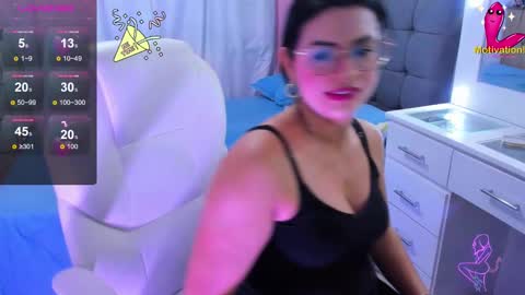 Snapshot of dahian_carter chatting on 18, 12, 2024 Dahian online show from 18, 12, 2024