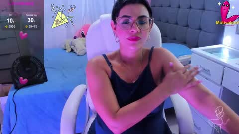 Snapshot of dahian_carter chatting on 24, 12, 2024 Dahian online show from 24, 12, 2024