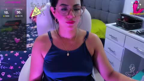 Snapshot of dahian_carter chatting on 5, 1, 2025 Dahian online show from 5, 1, 2025