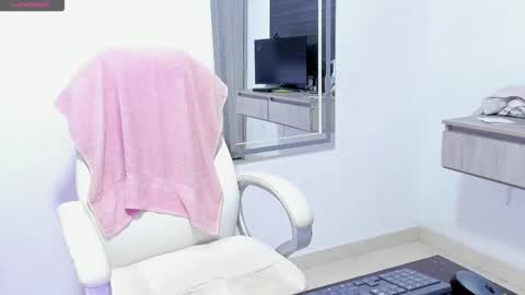 Snapshot of dahian_carter chatting on 24, 9, 2025 Dahian online show from 24, 9, 2025