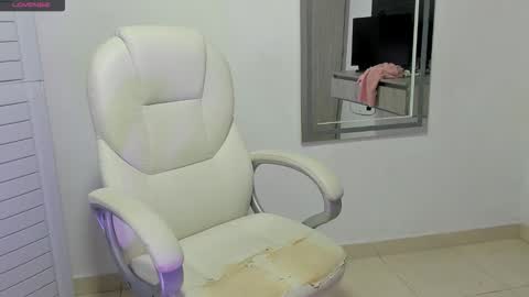 Snapshot of dahian_carter chatting on 20, 10, 2025 Dahian online show from 20, 10, 2025