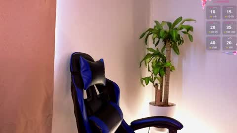 Snapshot of dahiana_prenss chatting on 10, 7, 2026 Dahiana online show from 10, 7, 2026