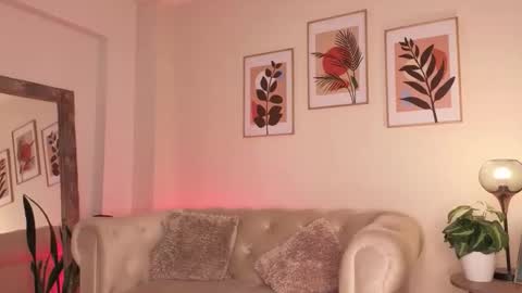 Dahiann Walcott online show from 16, 2, 2026