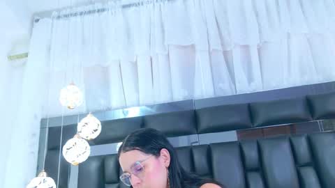 Snapshot of dahianamoss chatting on 1, 10, 2025 Dahiana online show from 1, 10, 2025