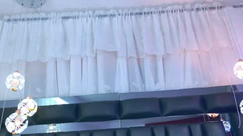 Dahiana online show from 12, 1, 2026