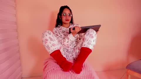 Dahli online show from 8, 11, 2025