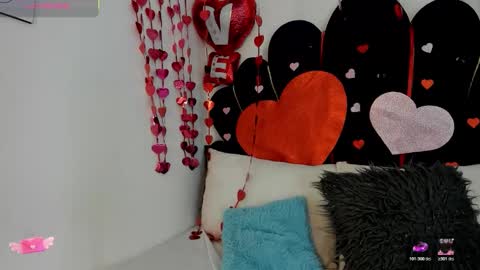 Dahlialee online show from 12, 2, 2026