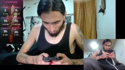 Snapshot of daimon_rock01 chatting on 11, 3, 2025 felipe online show from 11, 3, 2025