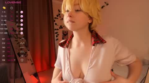 Snapshot of daine_pastry chatting on 8, 3, 2025 Dainy is here online show from 8, 3, 2025