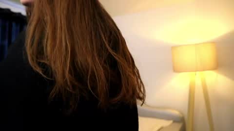 Lauren            online show from 13, 9, 2025