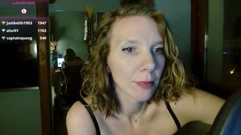 daisy_lovely online show from 13, 1, 2026