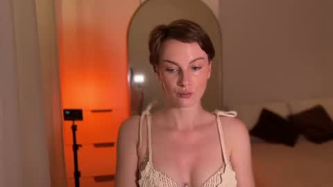 Snapshot of daisy_mint chatting on 17, 7, 2026 Daisy Fansly - Daisyymint online show from 17, 7, 2026