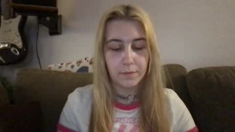 Snapshot of daisymynx chatting on 30, 3, 2026 daisymynx online show from 30, 3, 2026