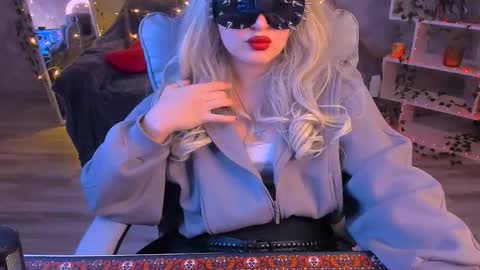 Daisy online show from 19, 2, 2026