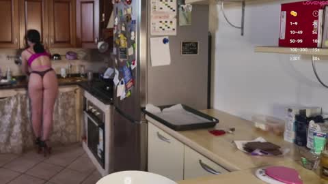 FrontBackLive online show from 8, 4, 2026