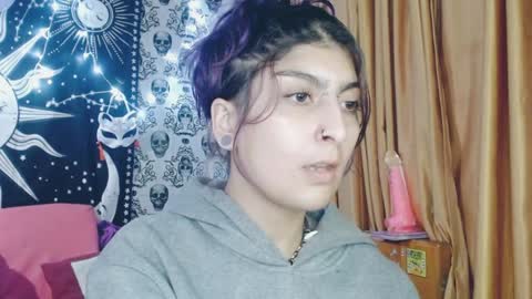    --  -- help me reach 100 hands up  online show from 9, 2, 2025