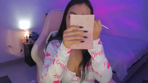 dakoota_luv online show from 20, 5, 2026