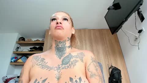Snapshot of dakota_stream chatting on 15, 7, 2026 dakota_stream online show from 15, 7, 2026