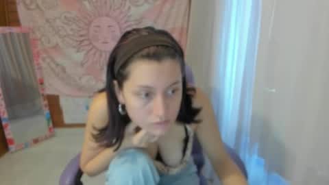 The girl of your dreams o online show from 10, 9, 2025