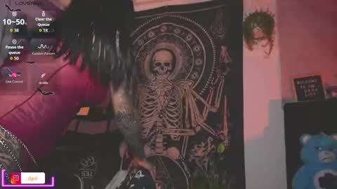 dalia_vorhees online show from 21, 11, 2025